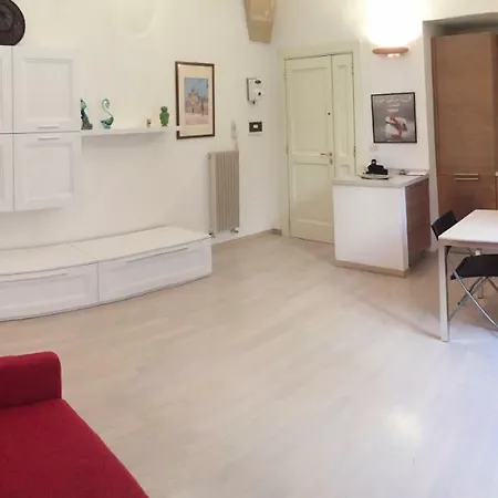 La Piccola Dimora Dell' Alcantarine * ليتشي